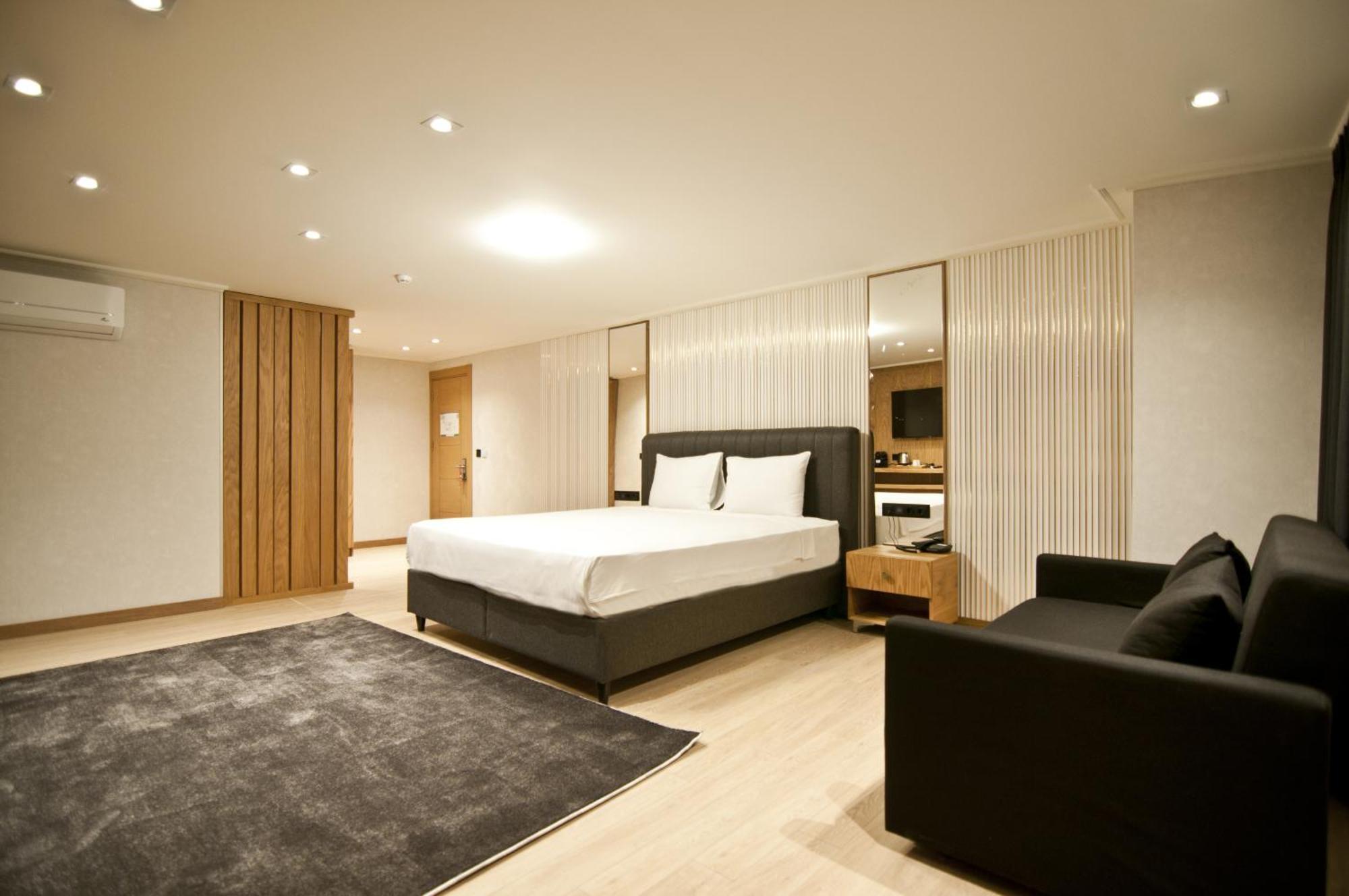 Xloft Hotel Истанбул Екстериор снимка